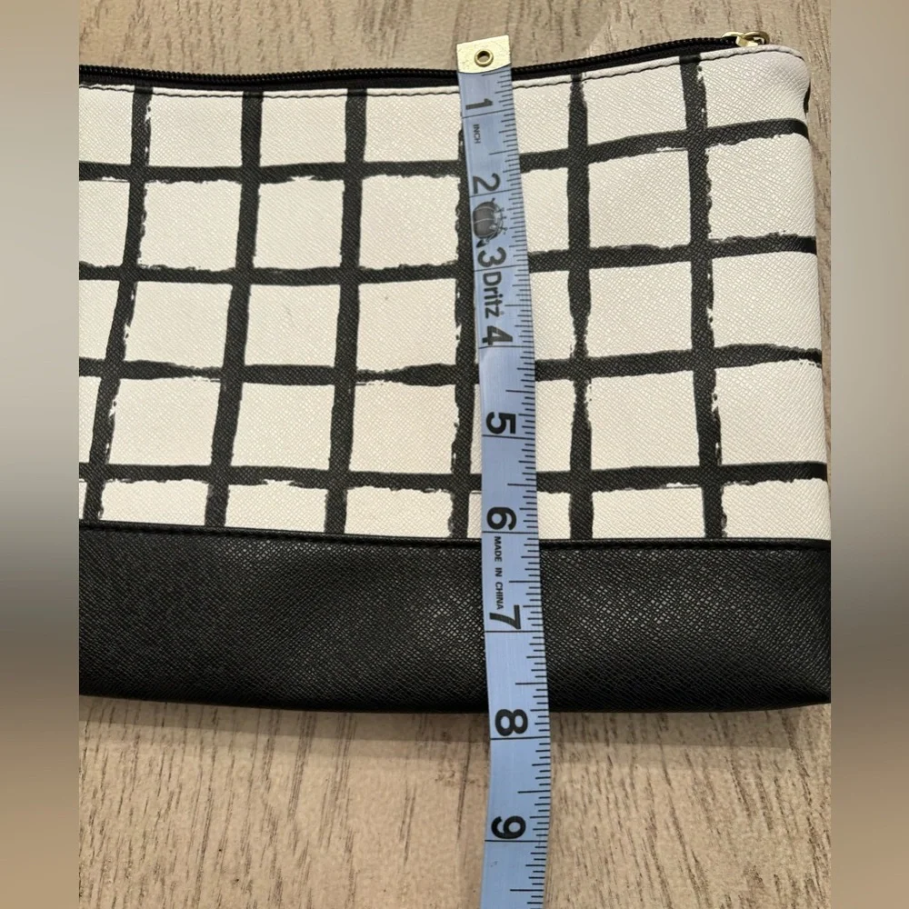 Large Black & White Cosmetic Bag